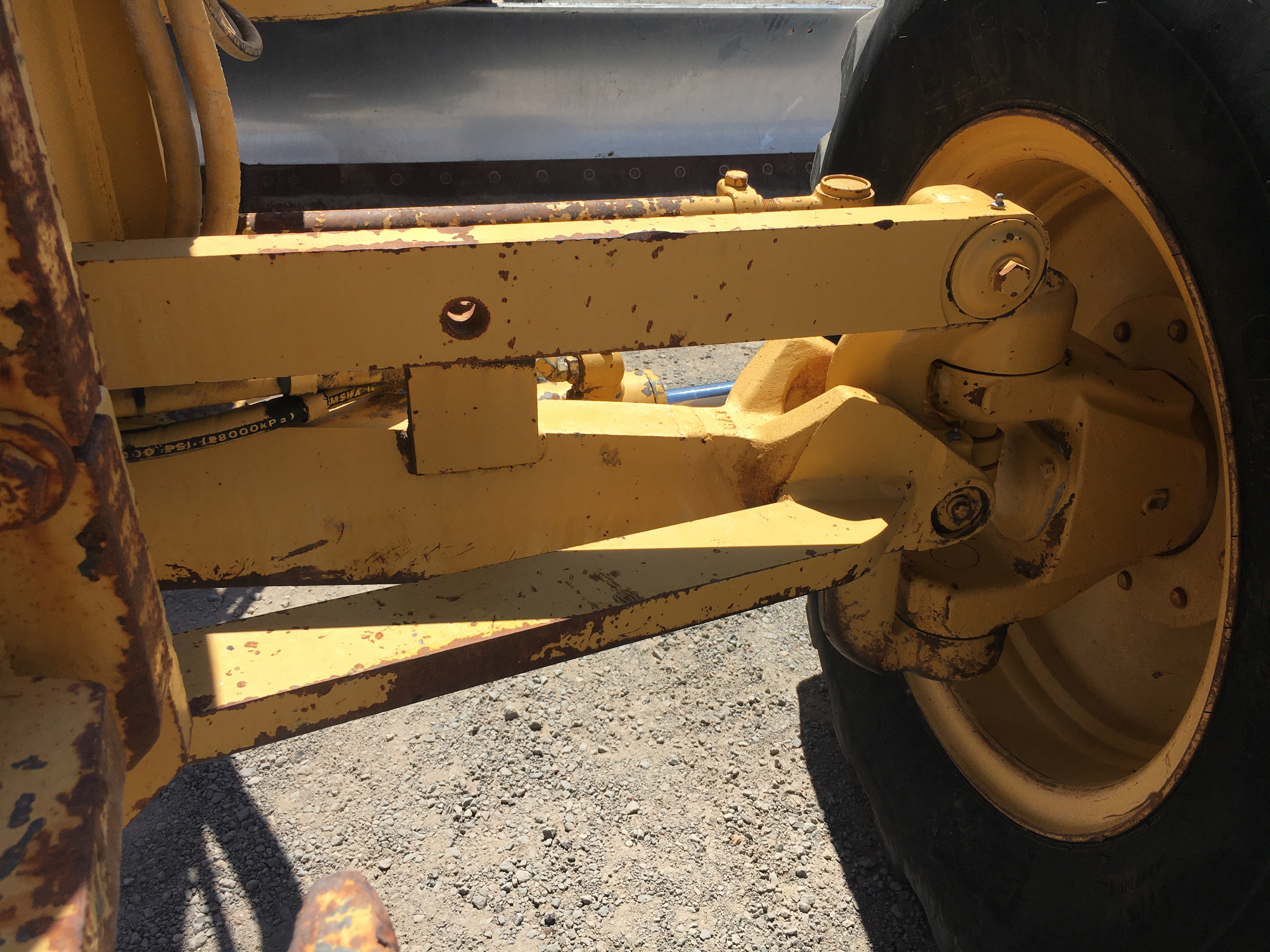 ./imagenes/INVOICE/2019/16019/MOTOCONFORMADORA CAT_140H (47).JPG